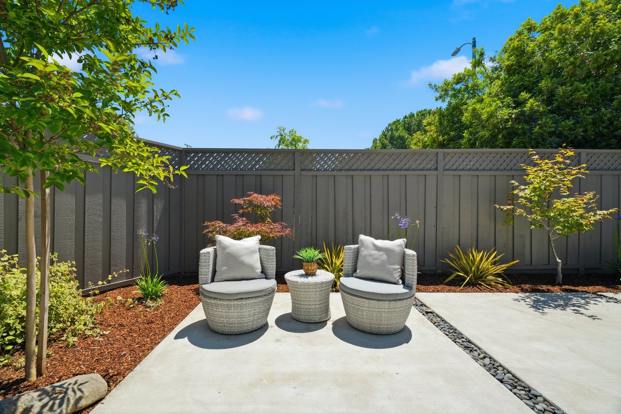 771 Duncardine Way