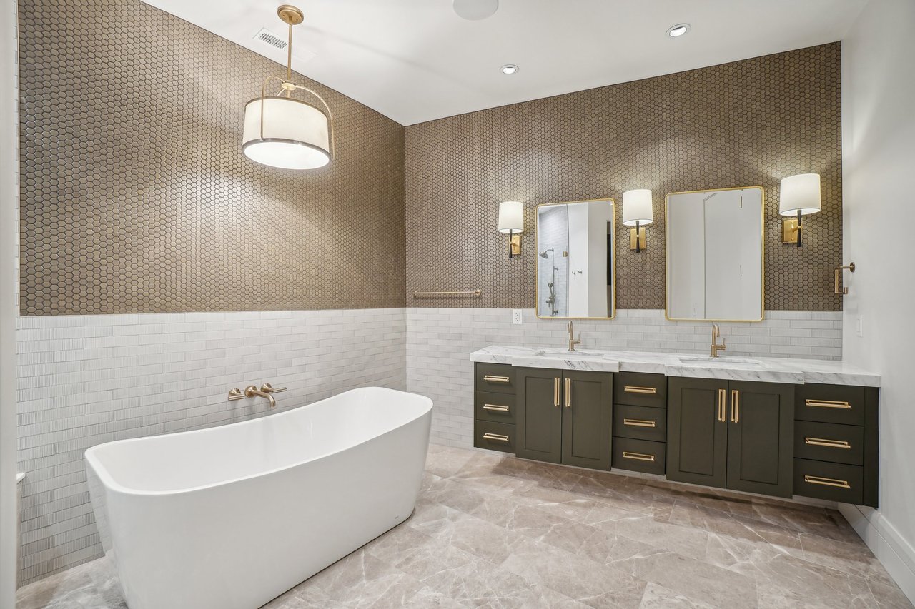 4141 E Canyon Estate Dr
