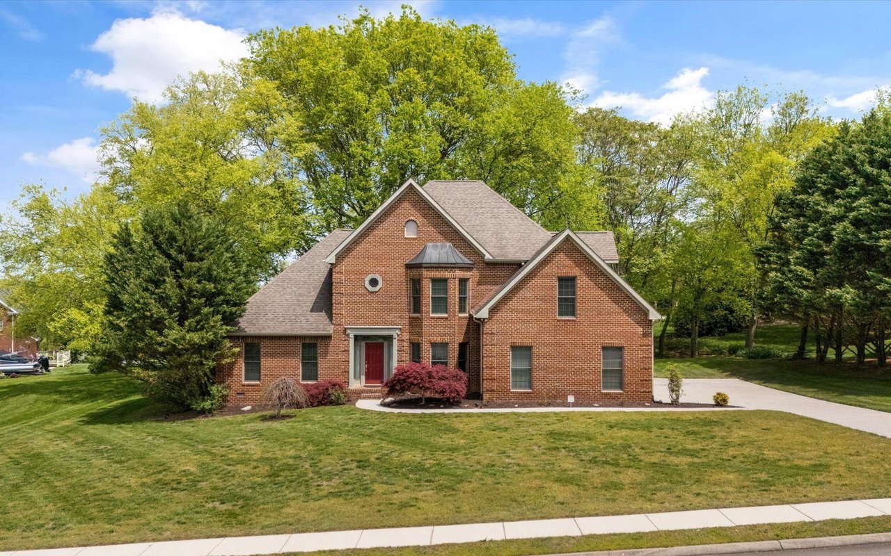 Wallace Luxury Spotlight | 12677 Bayview Drive Knoxville, TN 37922