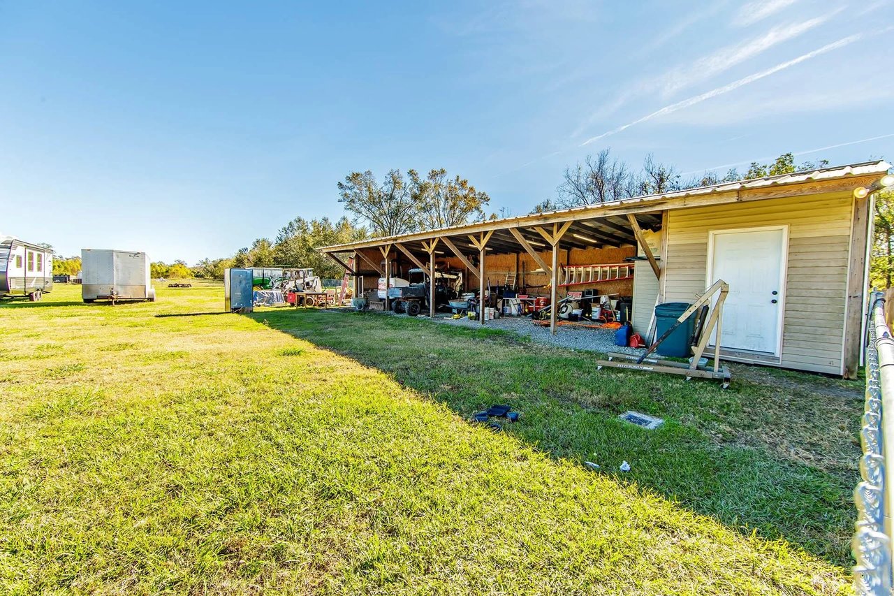 104 Pasture Ln