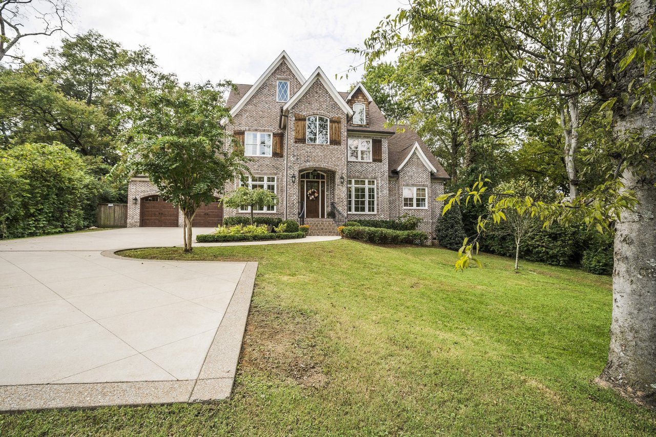 3435 Stokesmont Rd