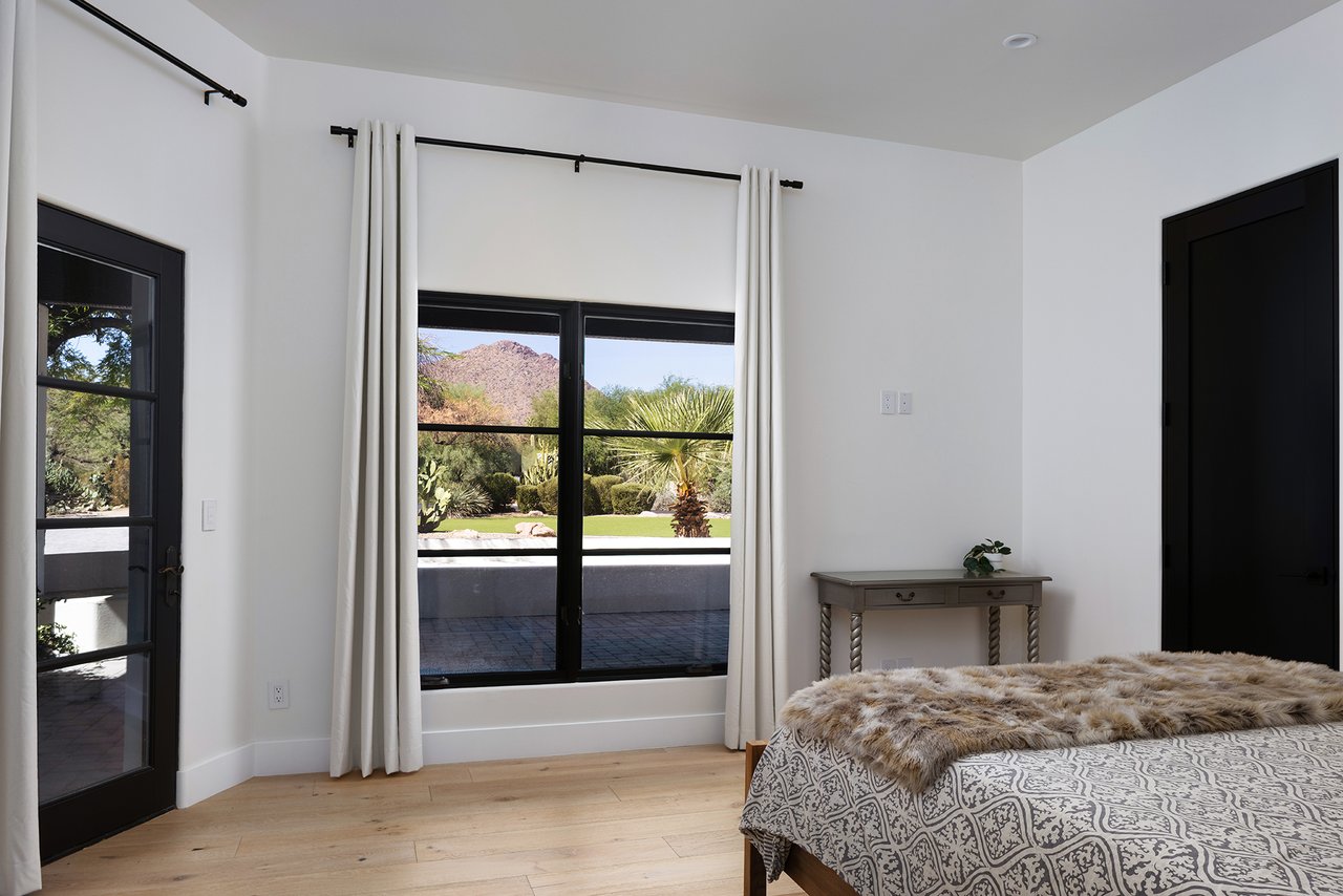 6718 E SAN JUAN Avenue