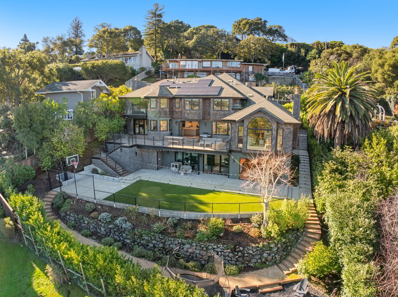 Stylish and Renovated Belvedere Beauty