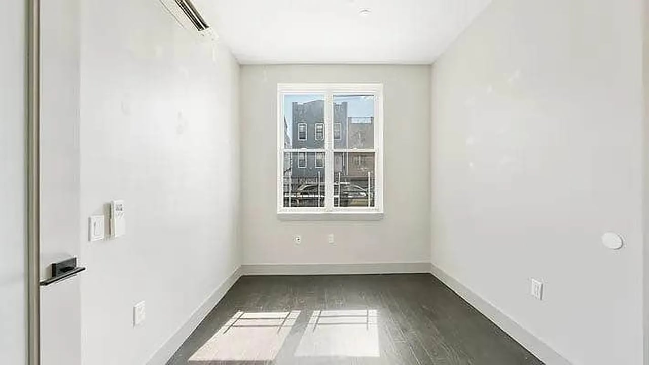 85 Stanhope Street 1A