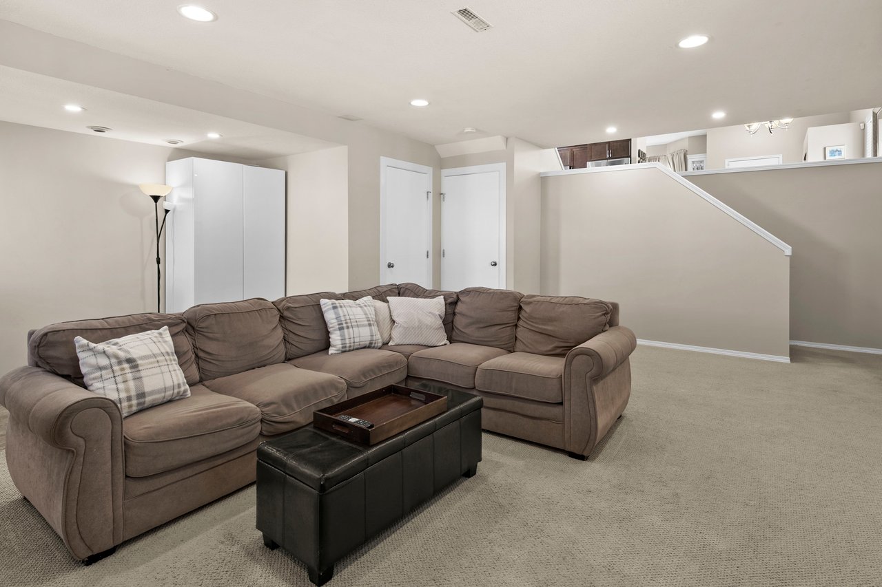 36 Hidden Hills Road NW