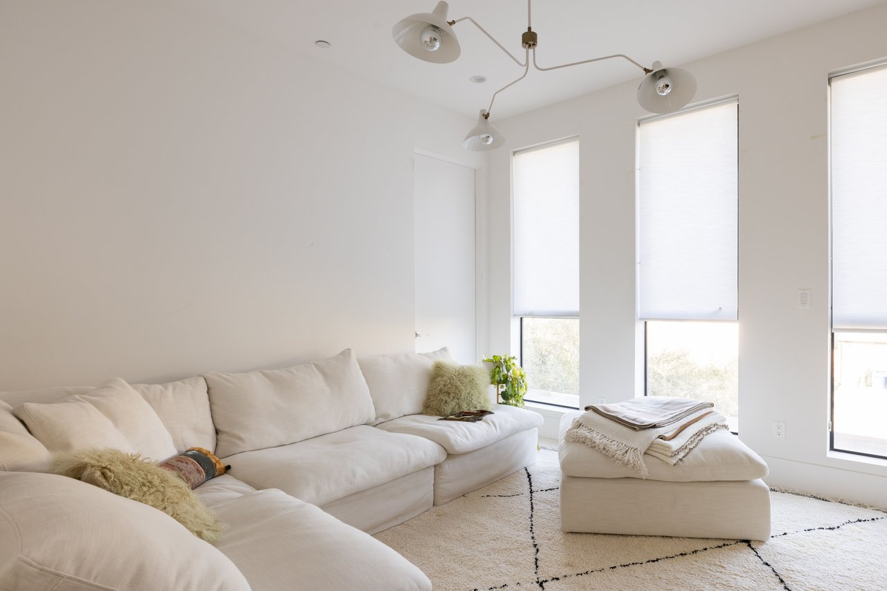 3525 Barry Ave, Mar Vista