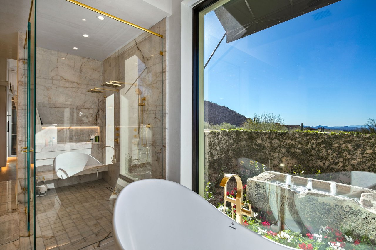 10927 E Windgate Pass Drive, 1519