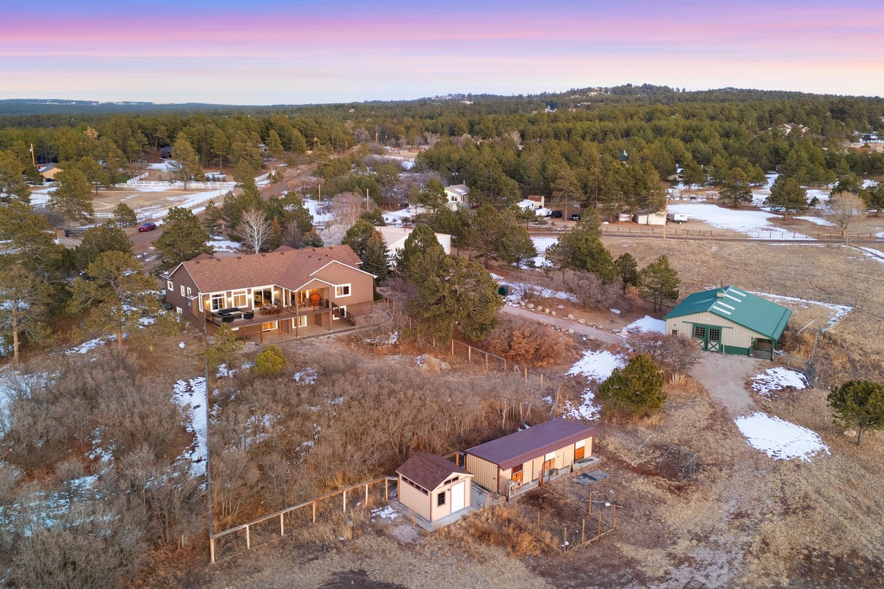 4255 Arrowhead Drive