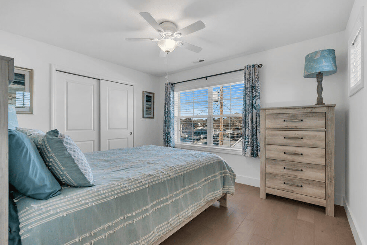 917 Jane Drive, Beach Haven West