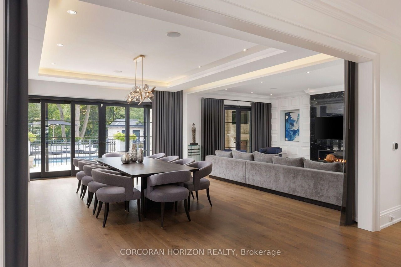 HOGGS HOLLOW CROWN ESTATE
