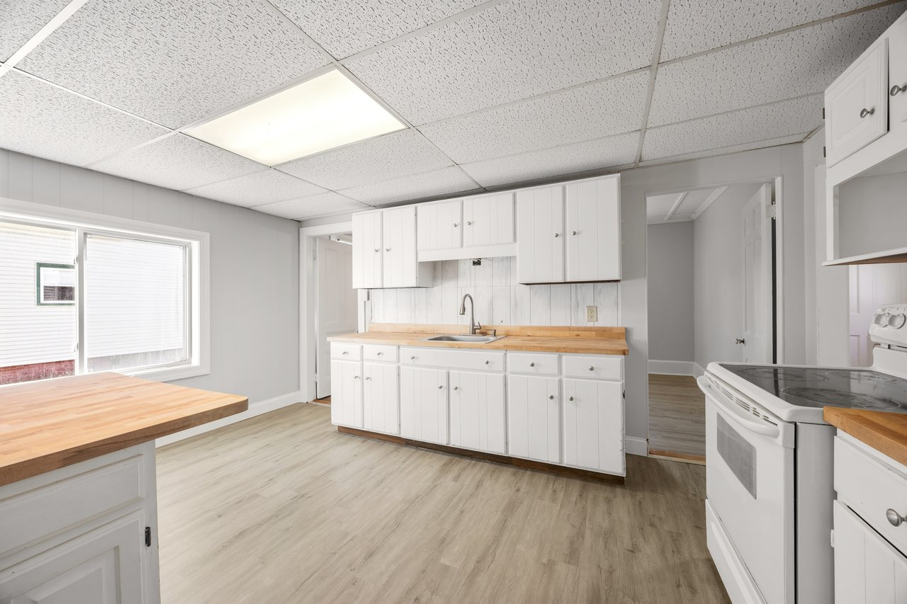 22 Ash Street, Waterville