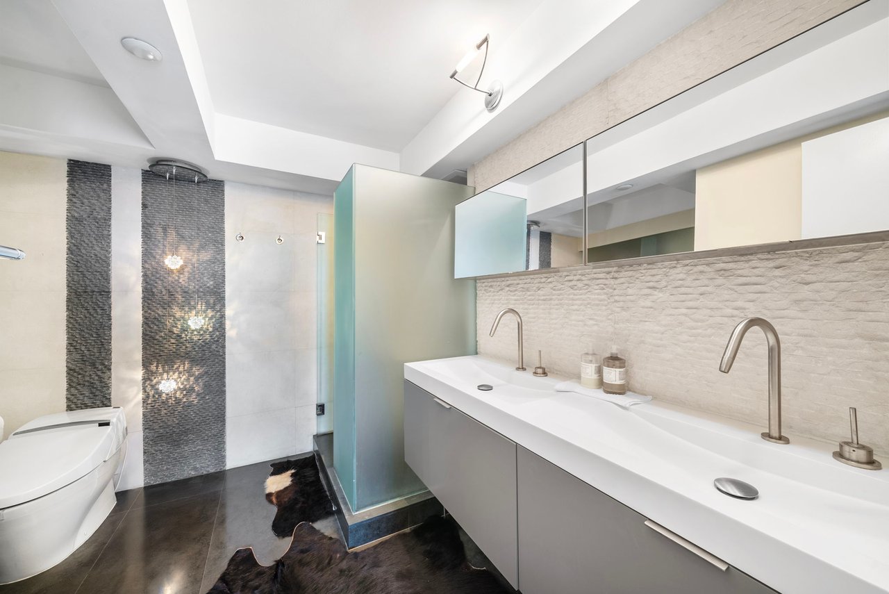 South Pointe Tower #2003