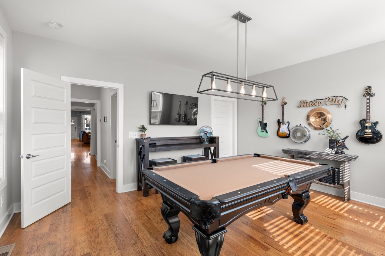 6117 California Ave #B