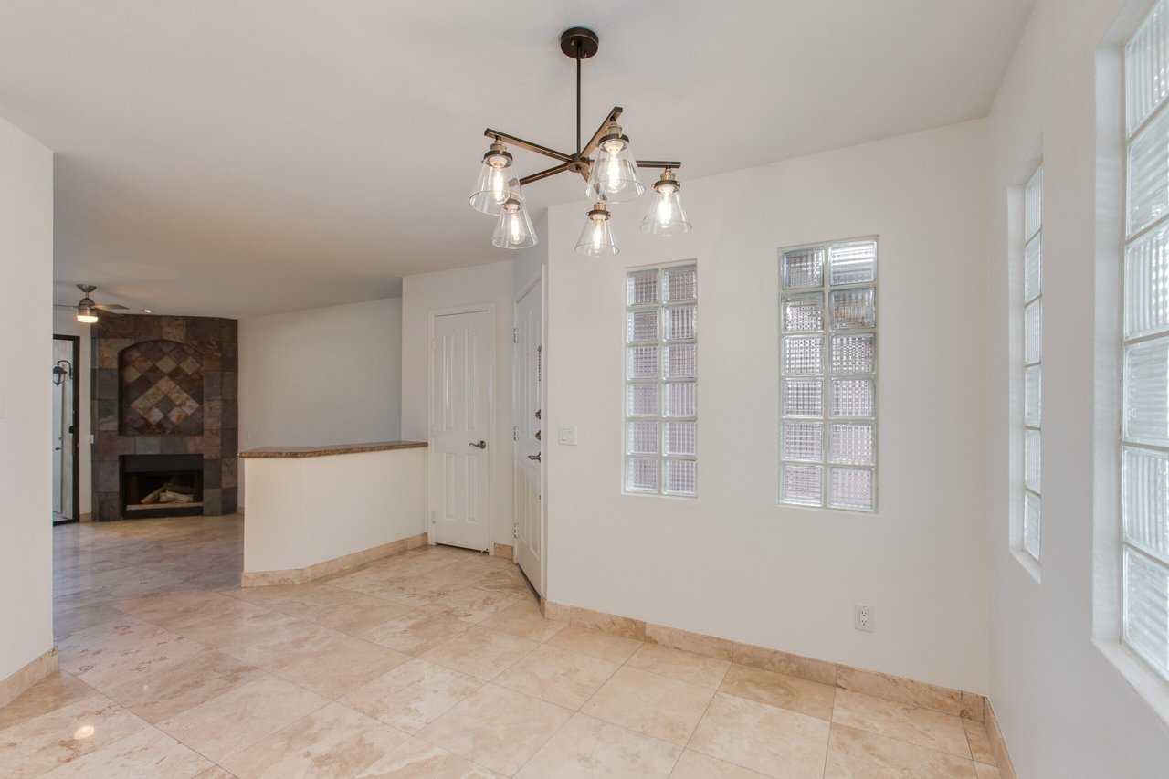 3235 E Camelback Rd #118