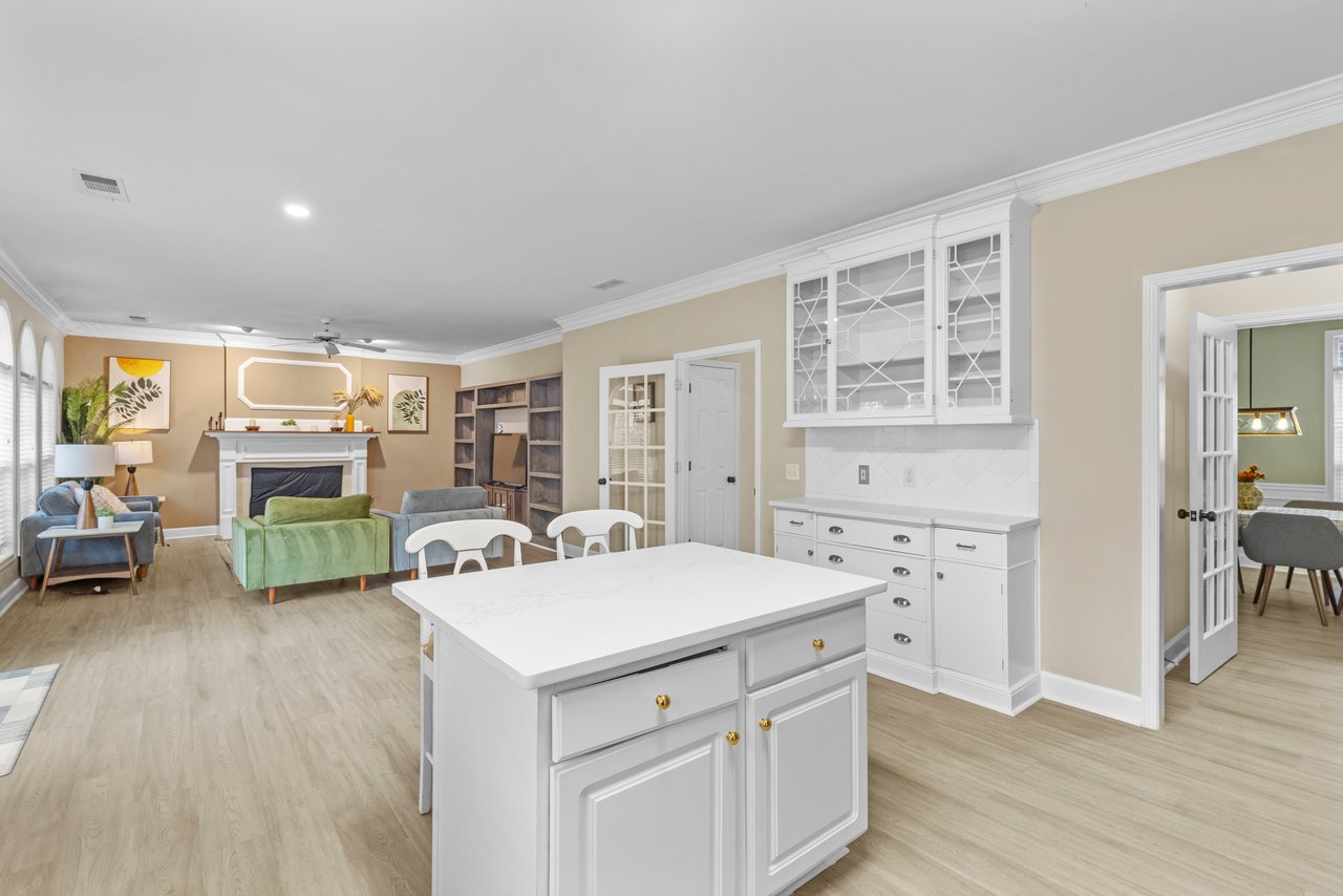 305 Kimball Trce, Alpharetta, GA 30022