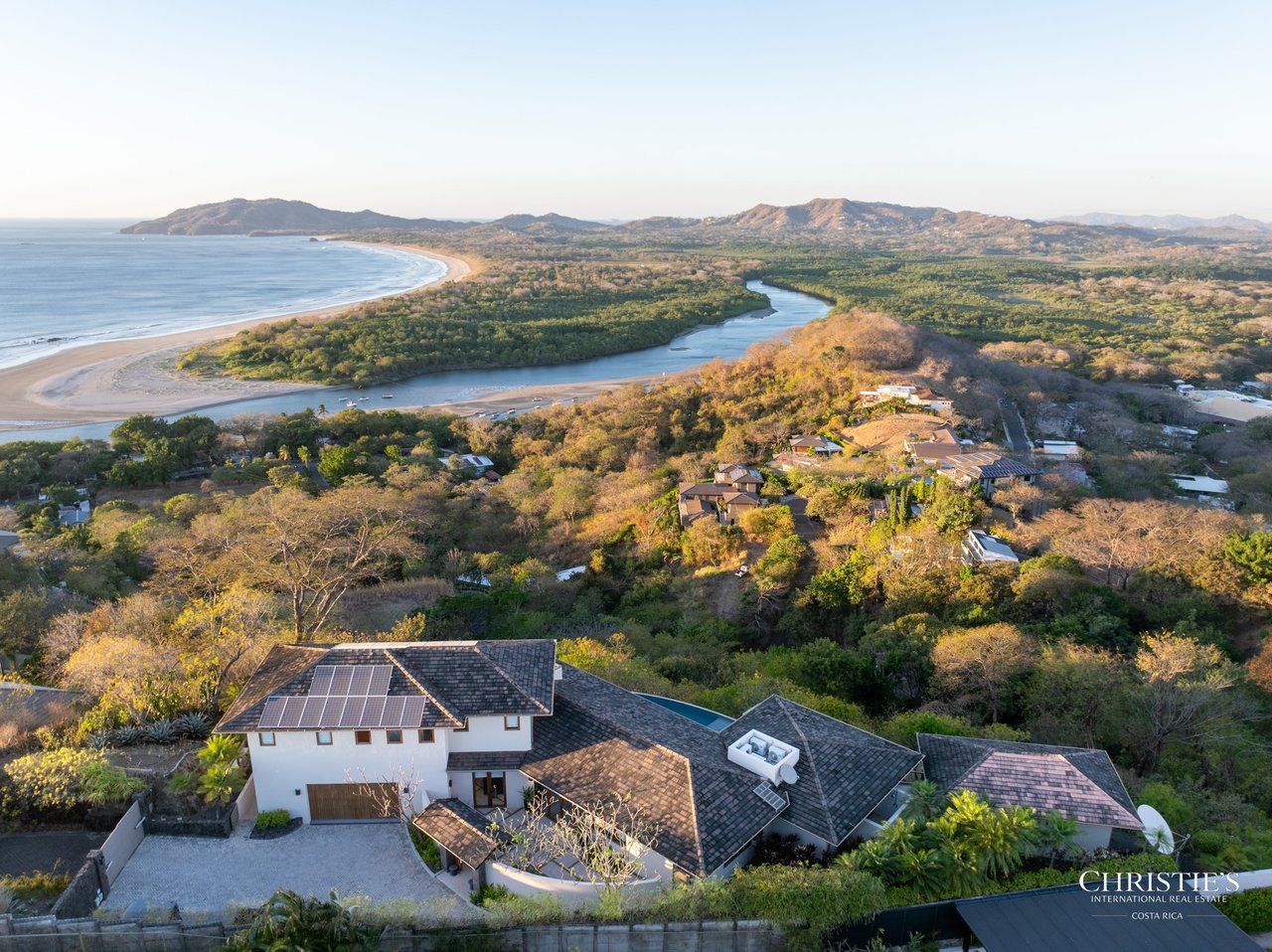 Casa Tres Doces - El Tesoro Development