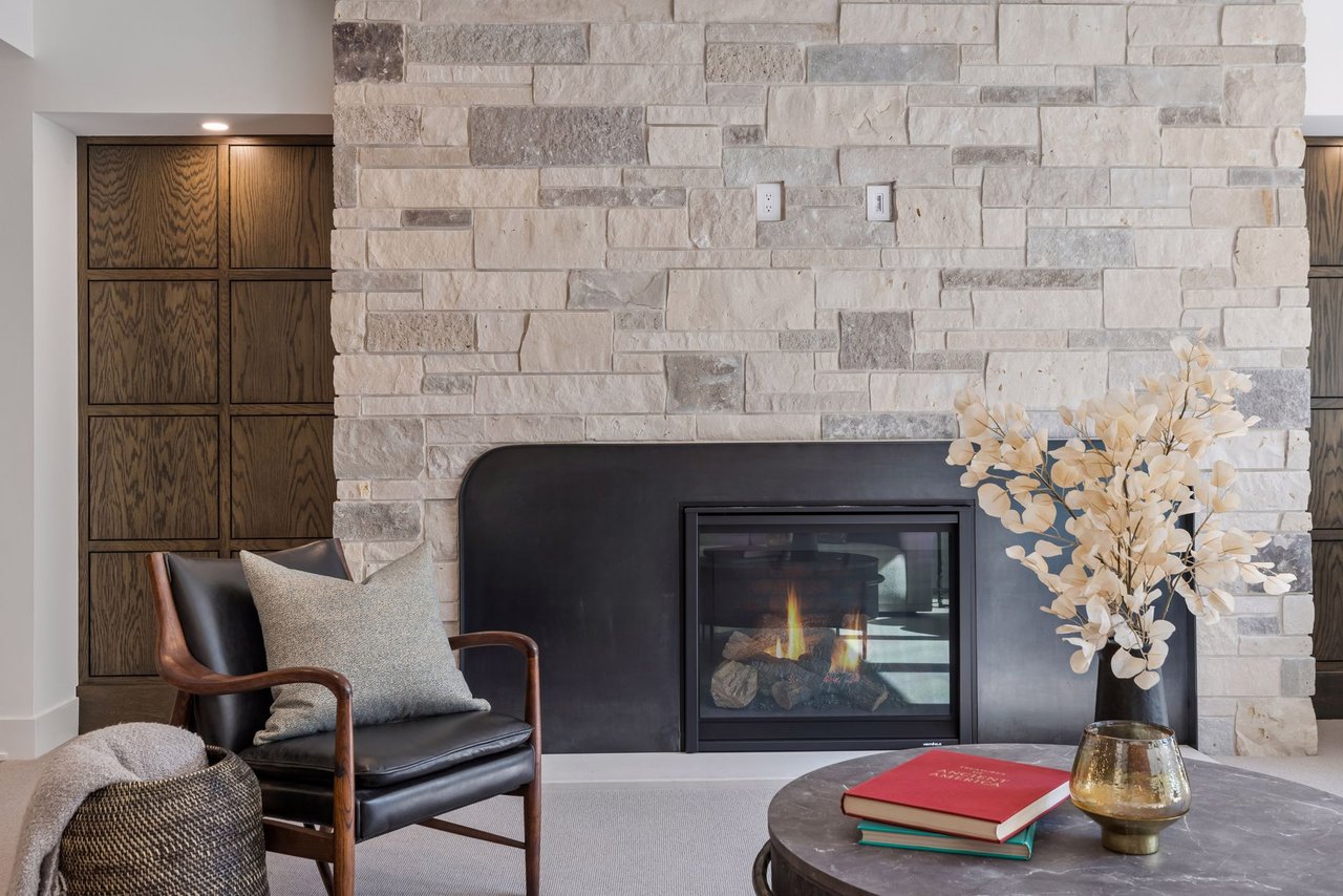 4909 Rolling Green Pkwy, Edina