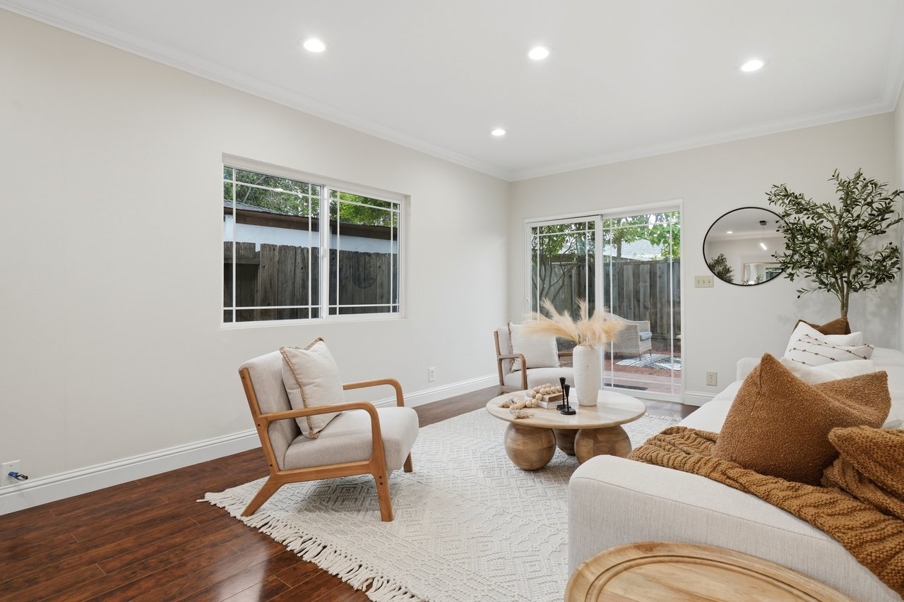 3240 Santa Maria Avenue