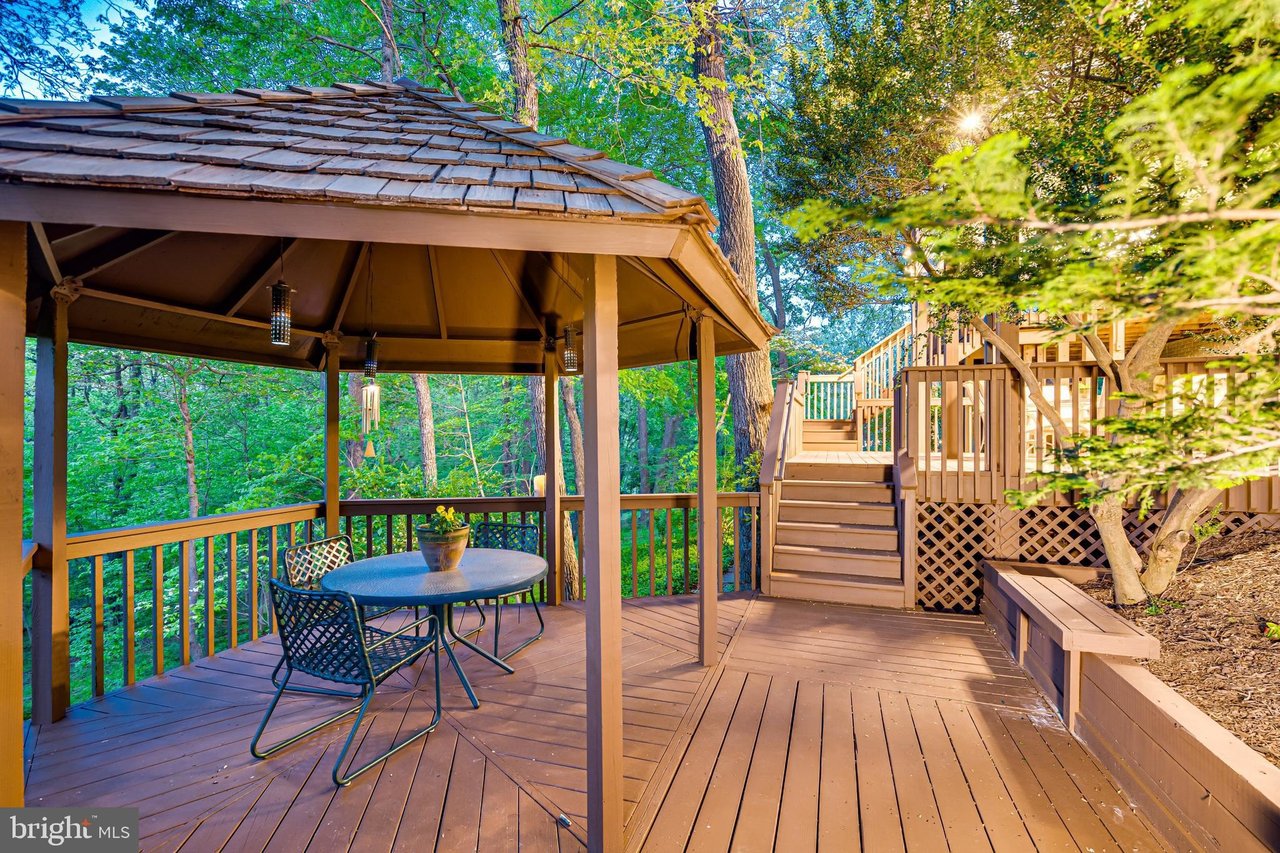 1372 Carpers Farm Way