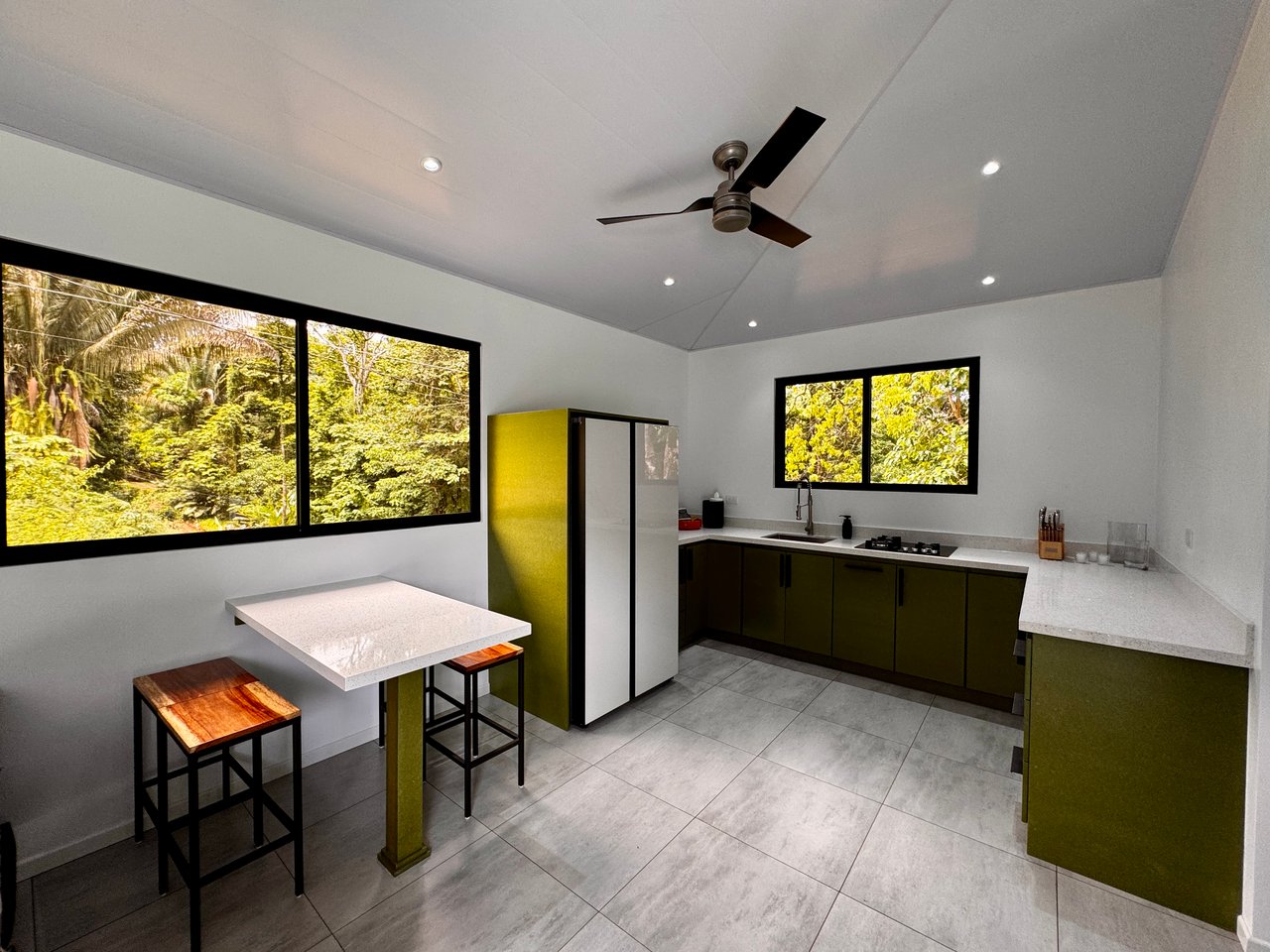 Modern Cozy Home for Sale Just Minutes from the Beach - Ready to Move In!