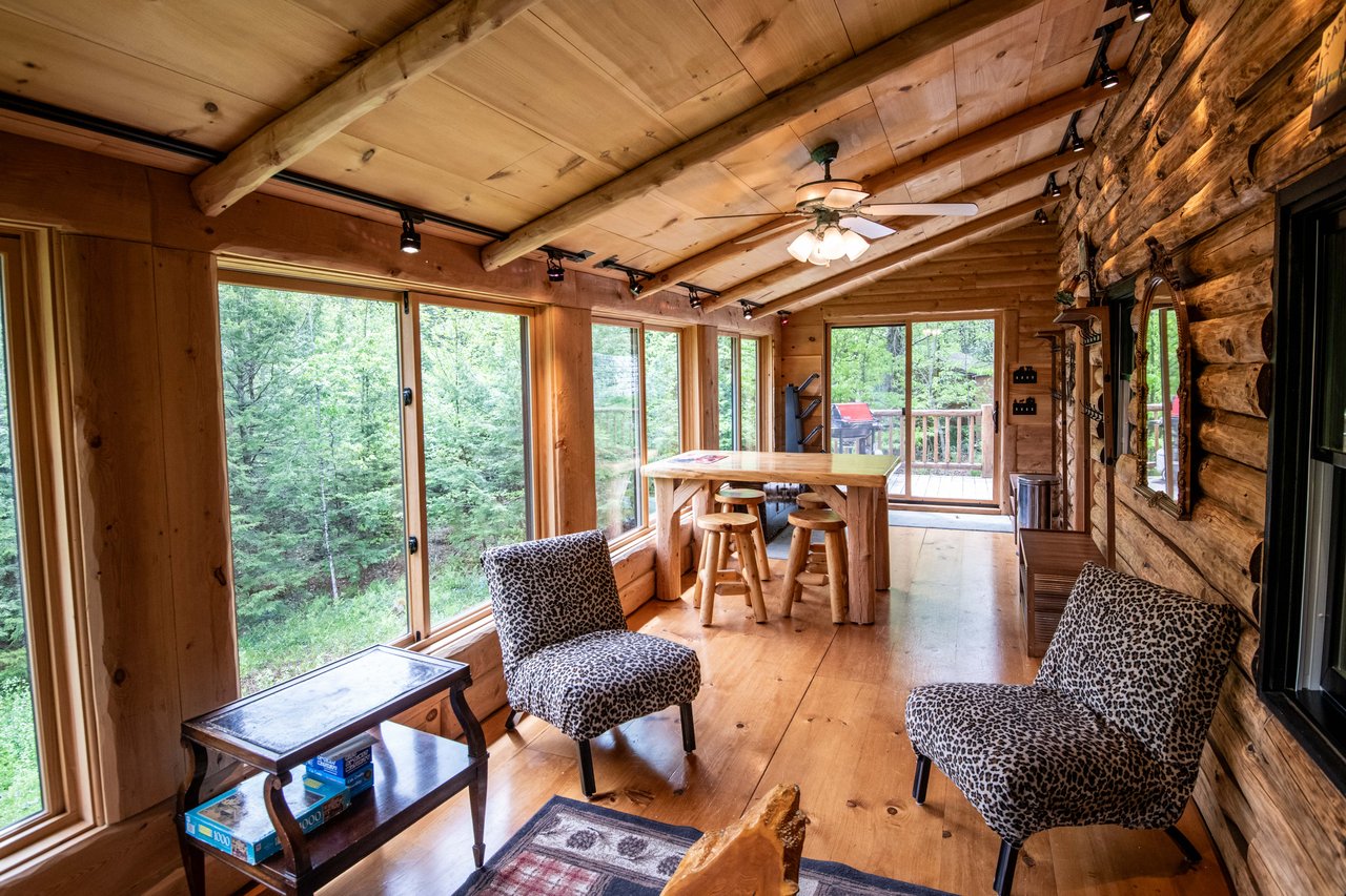 76 Johnson Loop