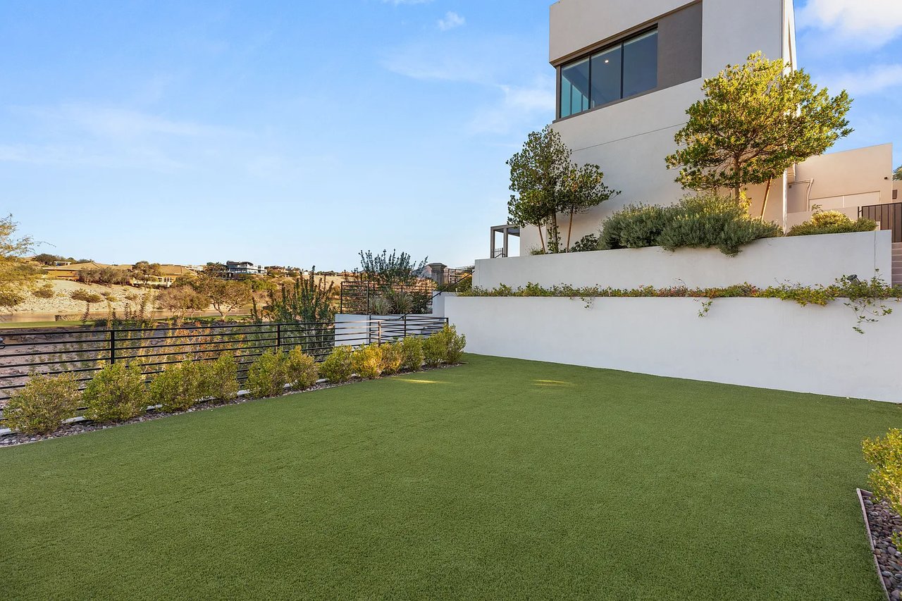 2878 Quartz Canyon Dr