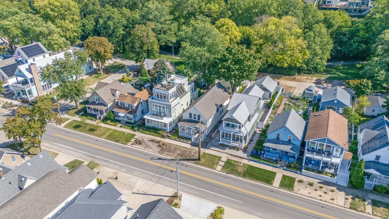 909 Lions Park Drive