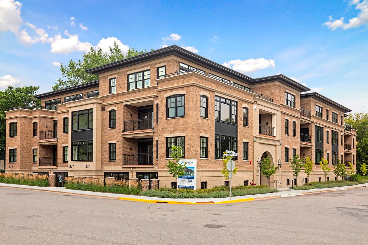 240 Minnetonka Ave S, 203, Wayzata