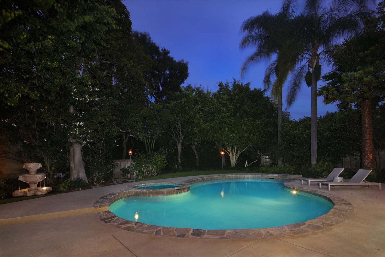 3626 Catamaran Dr