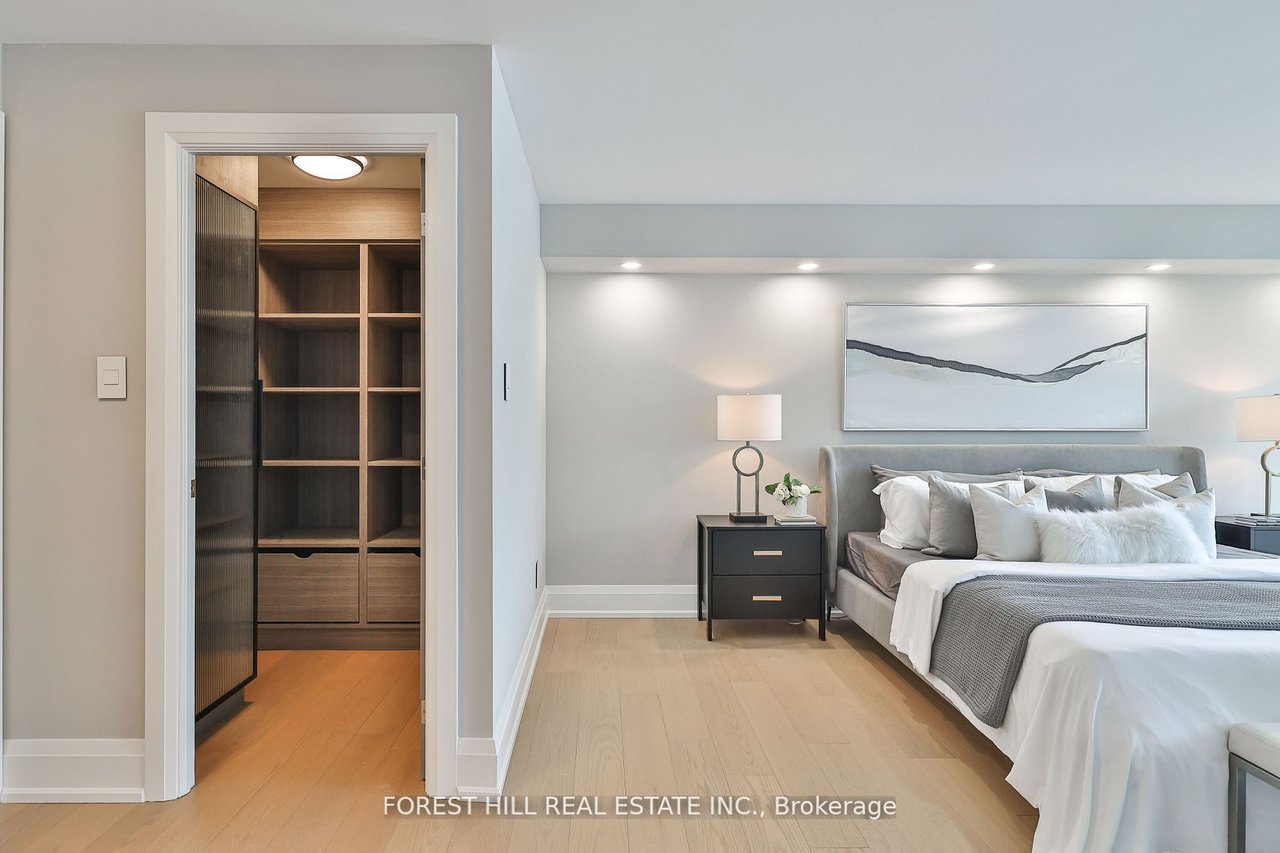 LOWER PENTHOUSE IN THE FINANCIAL DISTRICT