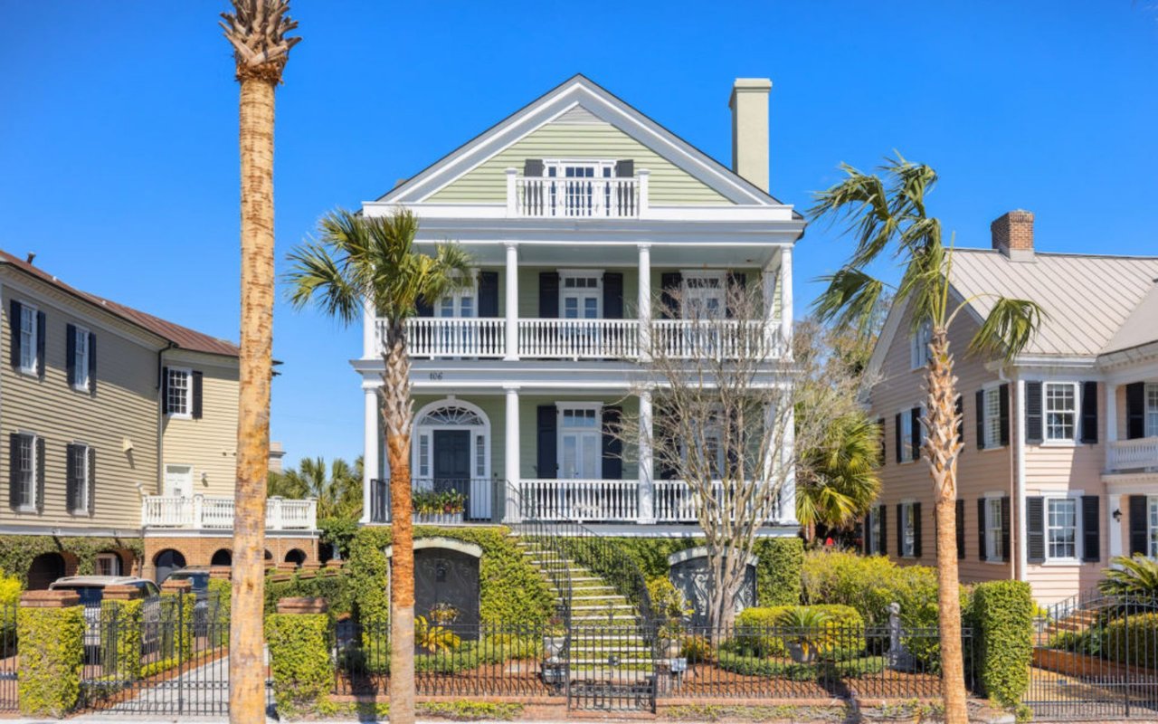 South of Broad Waterfront Home – 106 Murray Boulevard