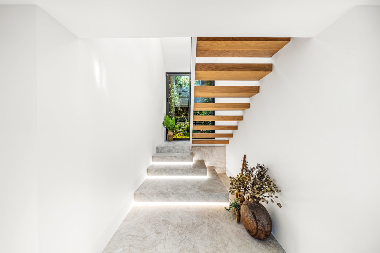 1815 Fairhaven Pl, Miami