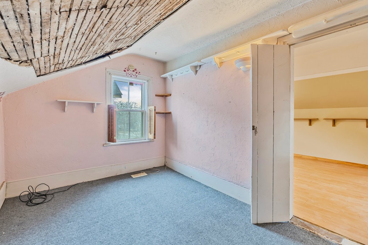 410 Eagle Street, Newmarket, ON L3Y 1K6