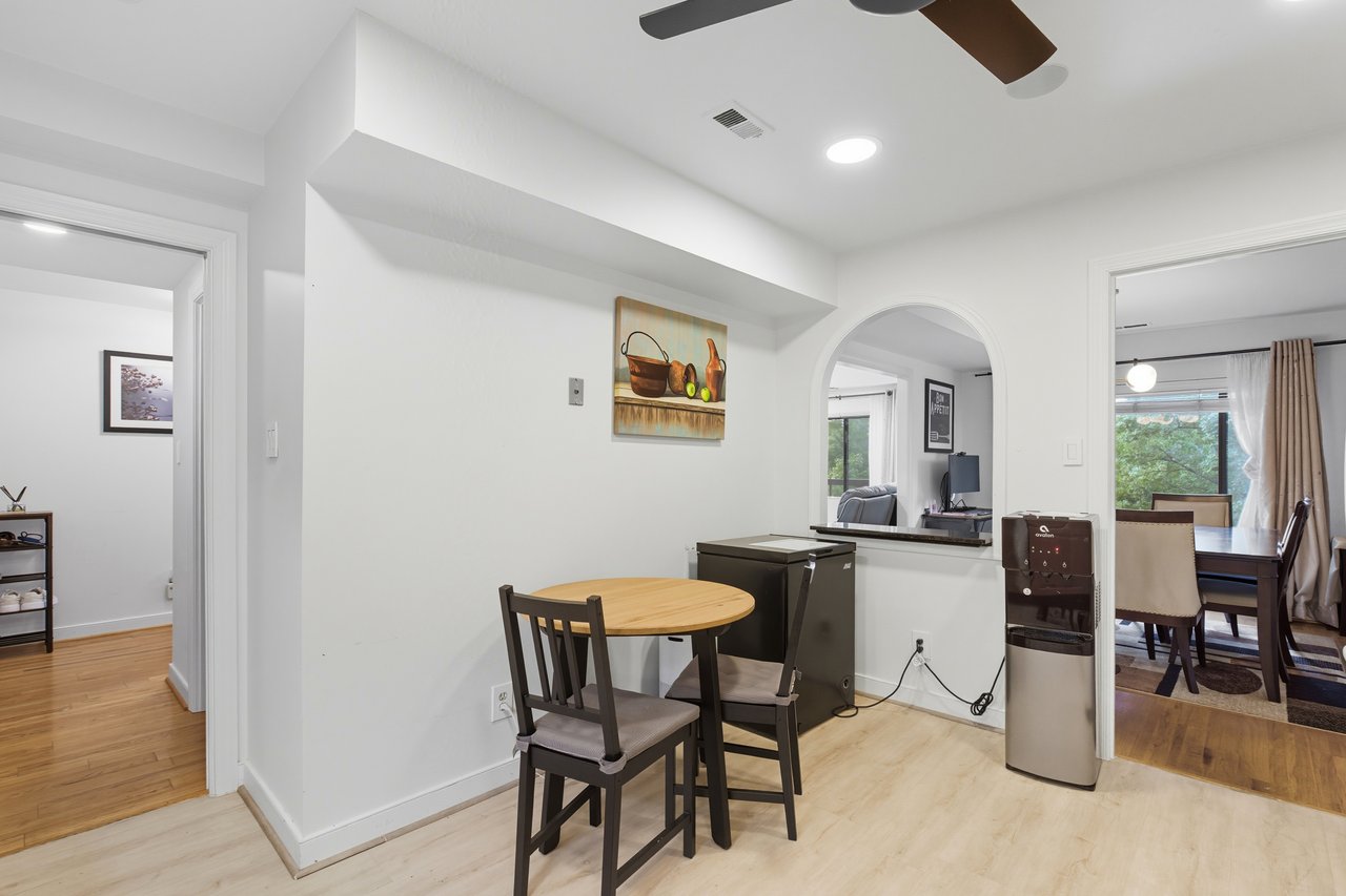 Luxury Turnkey Furnished Condo