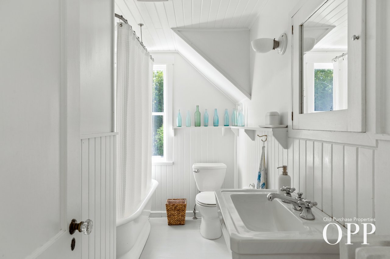 A Renovated Cape in the Heart of Brookhaven Hamlet