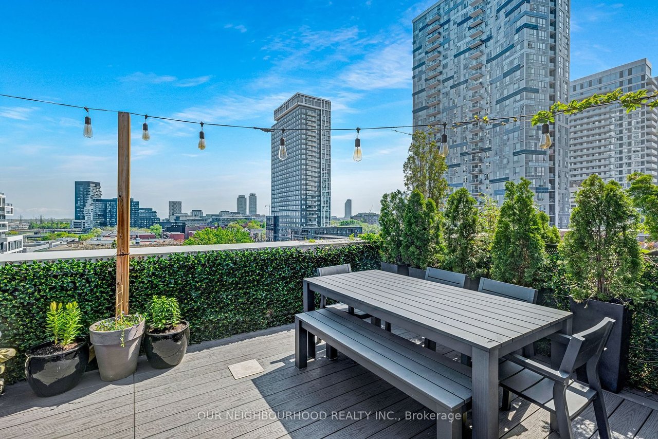 Regent Park Penthouse 