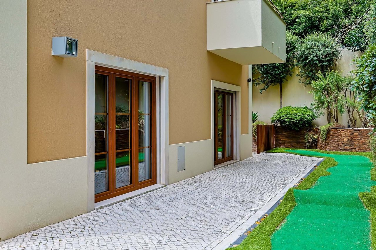 Trophy 5+2 Bedrooms Villa in Gandarinha,  Cascais’ Crown Jewel of Discrete Luxury and Sustainability
