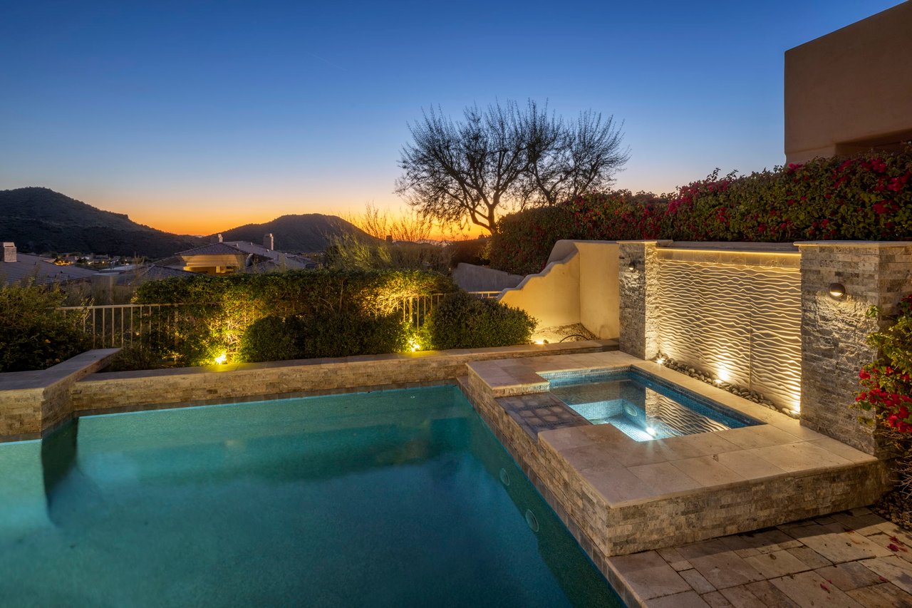 11129 E JUAN TABO Road