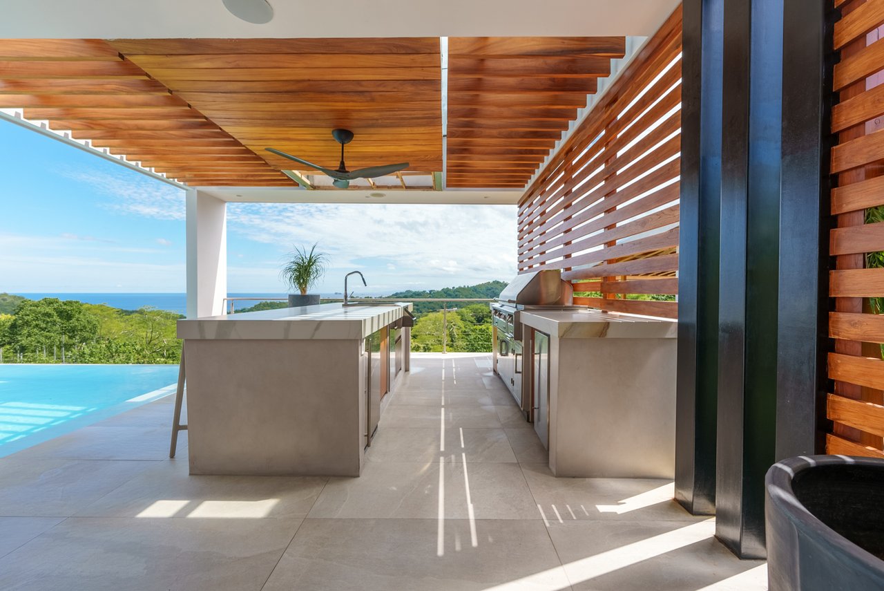 Casa Camino 93 | Luxury Ocean View Estate with Infinity Saltwater Pool in Las Ventanas de Playa Grande