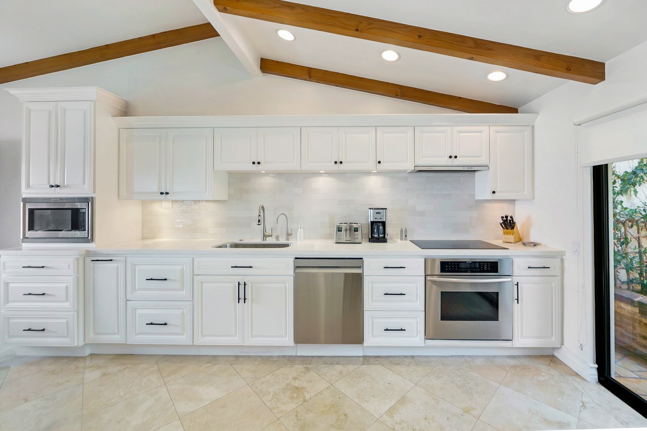 Coveted Guard-Gated Zuma Bay Villas