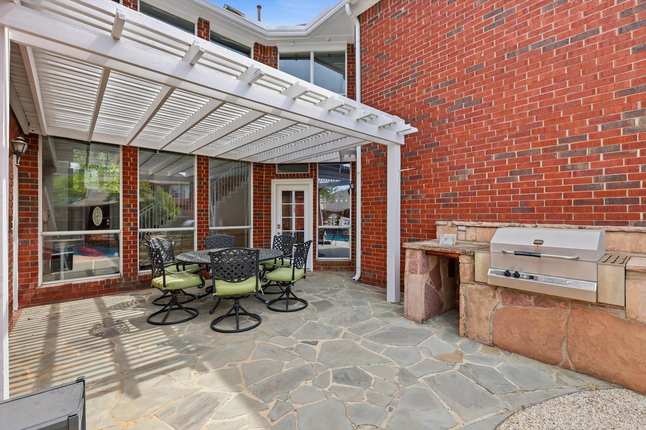 305 Brushy Creek Trail