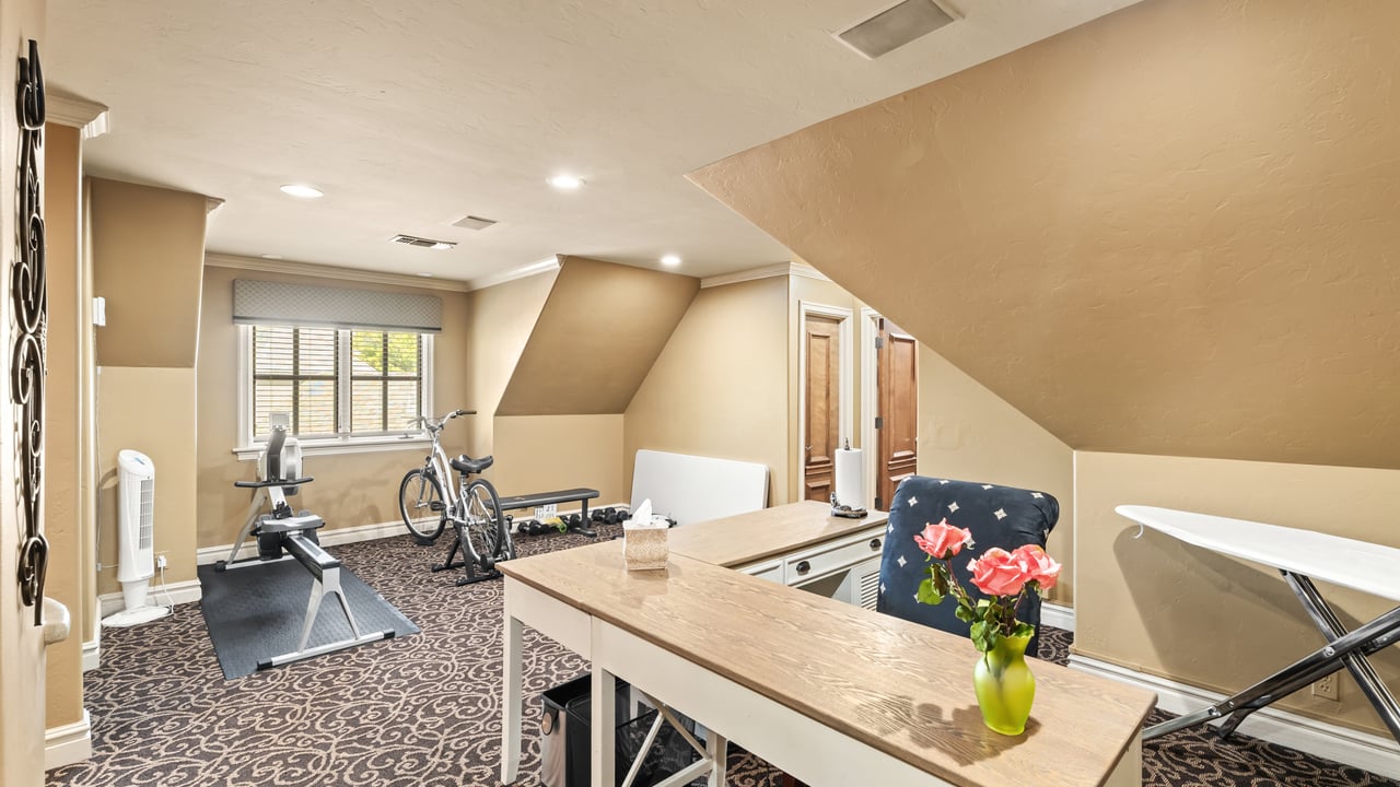 Listing of the Week - Gated Saratoga Farms in Edmond, Oklahoma - Wyatt Poindexter - The Agency Oklahoma 