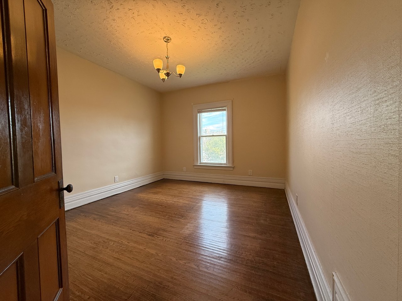 415 Davis Drive 1, Newmarket