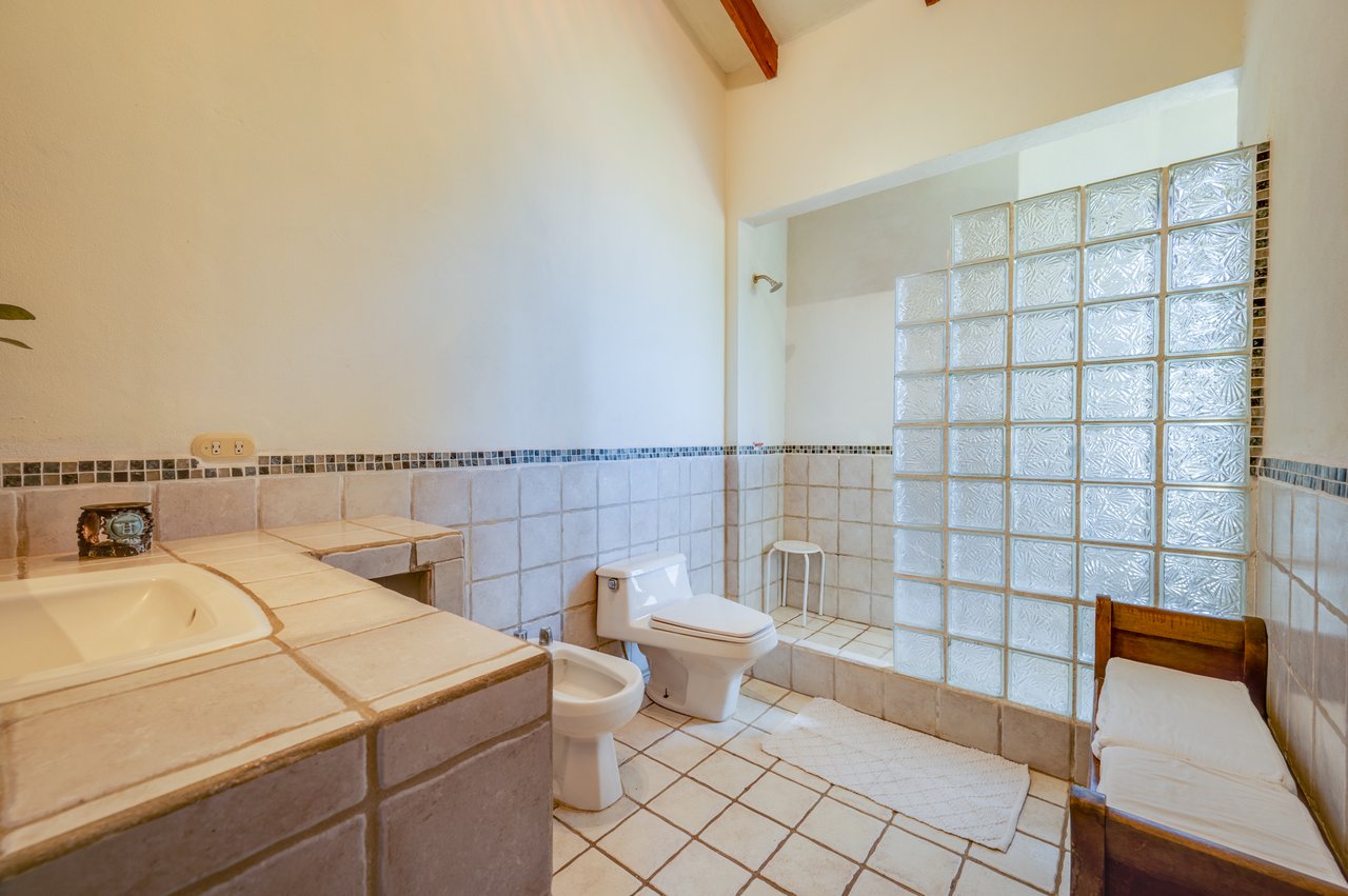 Casa Marazul | Ocean-View 5-Bedroom Home with Guest House & Infinity Pool near Playa Prieta