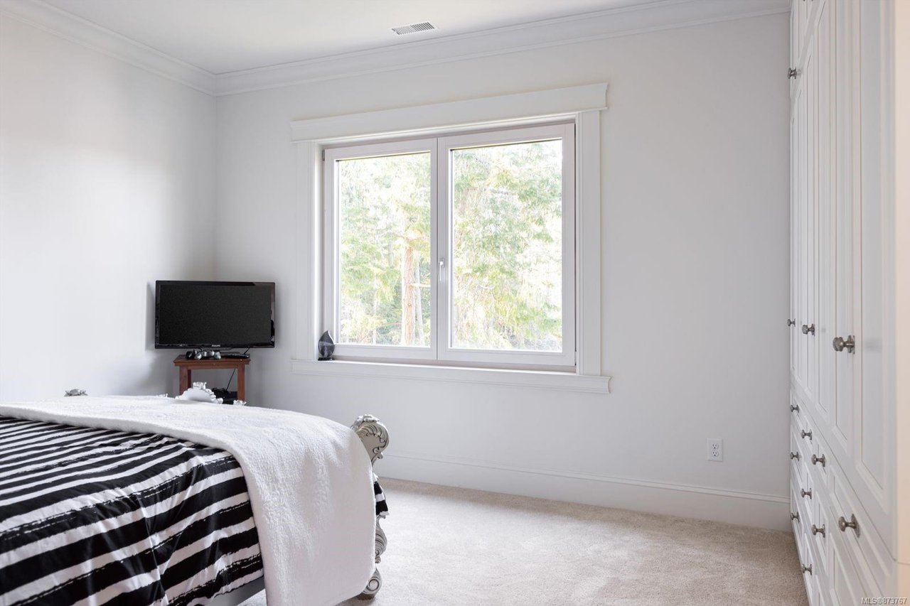 10865 Fernie Wynd Rd