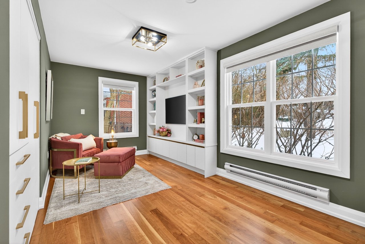 Aldershot Ranch-Style Oasis