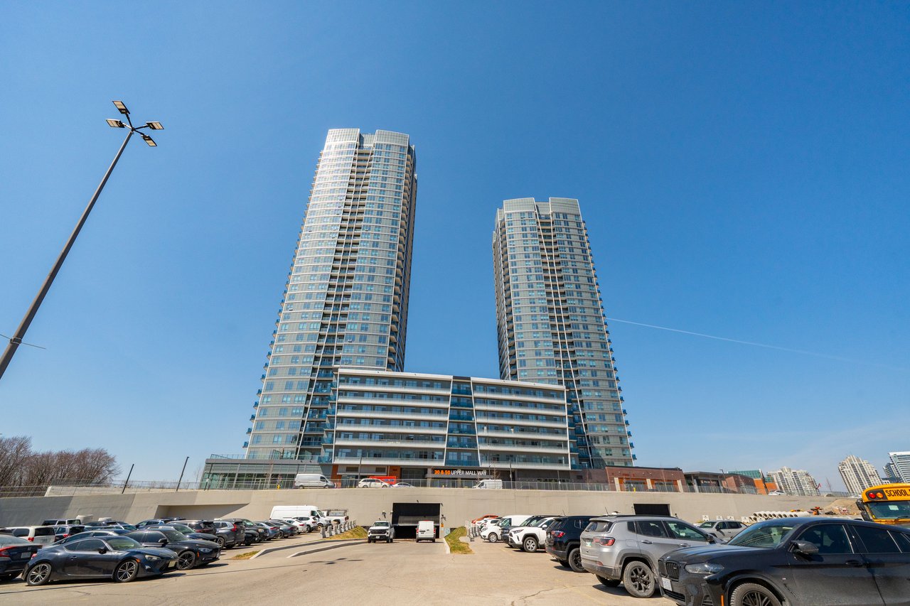 30 Upper Mall Way, A2205