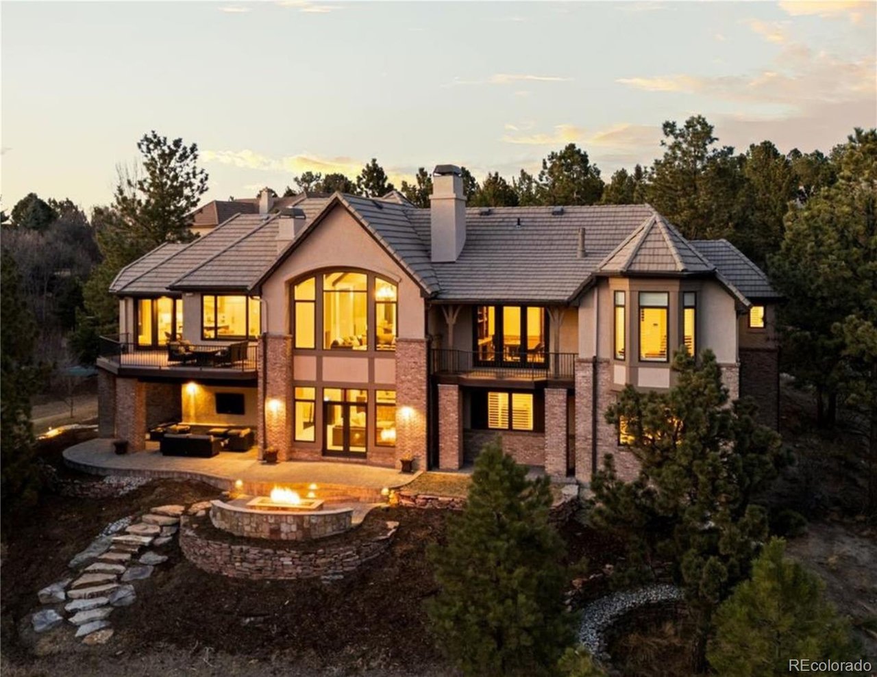 770 International Isle Drive | The Village at Castle Pines