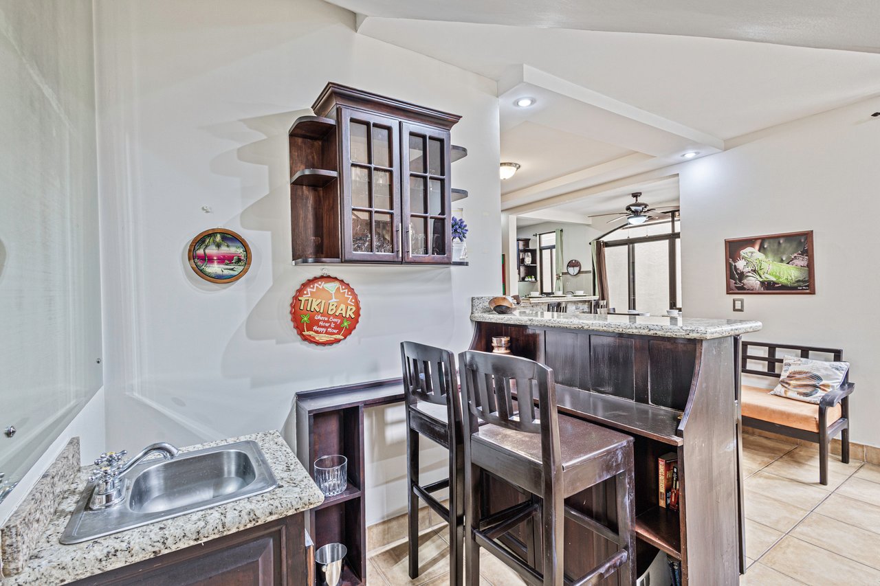 Centrally Located Townhouse in Arrecifes