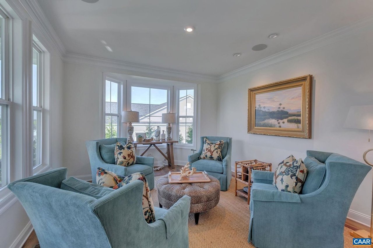 2224 Waterside Wy